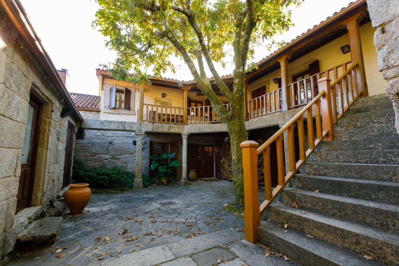 Gasthaus Rectoral De Fofe Exterior foto